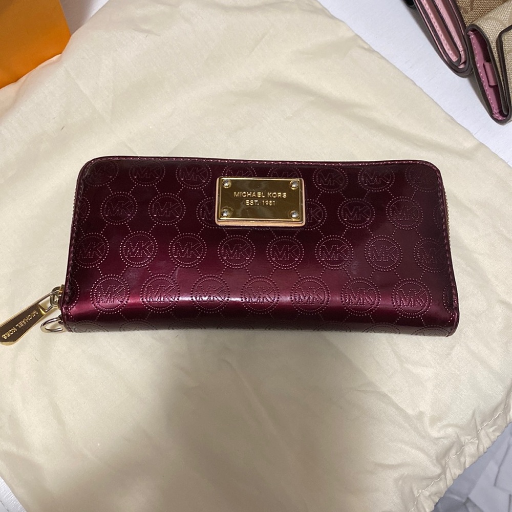 Burgundy Michael Korea’s Wallet